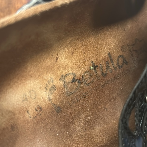 BETULA studded butterfly sandals. - Picture 7 of 11